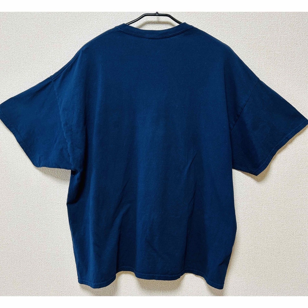 GILDAN(ギルタン)の【US古着】ヴィンテージ　フロントプリントTEE  (2XL/ ネイビー) メンズのトップス(Tシャツ/カットソー(半袖/袖なし))の商品写真