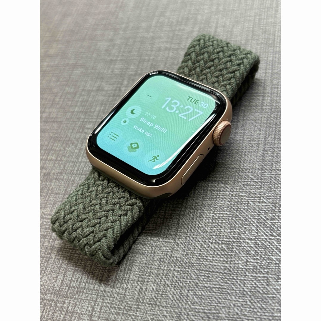 Apple Watch(アップルウォッチ)のApple watch 5 40mm Cellular+GPS ゴールド色 レディースのファッション小物(腕時計)の商品写真