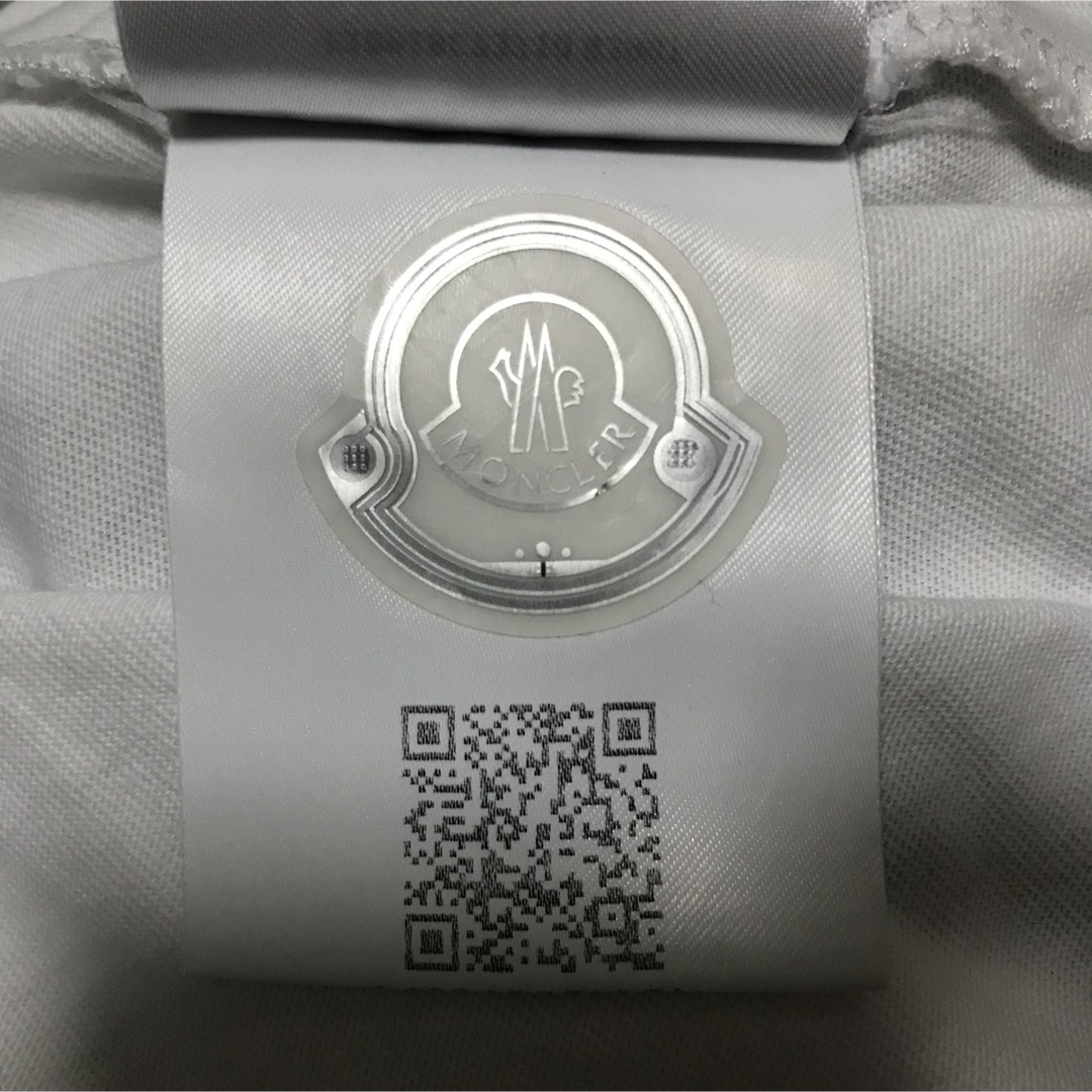 MONCLER(モンクレール)のmoncler ロゴtシャツ メンズのトップス(Tシャツ/カットソー(半袖/袖なし))の商品写真