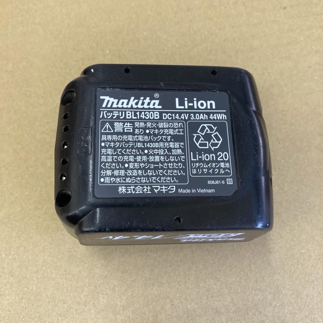 Makita(マキタ)のマキタ リチウムイオンバッテリ BL1430B A-60698 その他のその他(その他)の商品写真