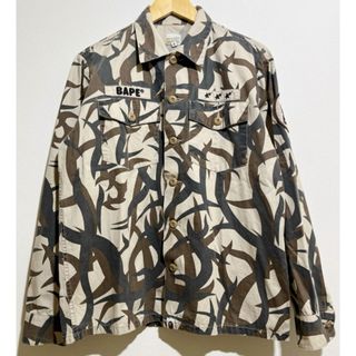 アベイシングエイプ(A BATHING APE)のA BATHING APE（アベイシングエイプ ）トライバル柄　ミリタリーシャツ　長袖シャツ【A31412-007】(シャツ)