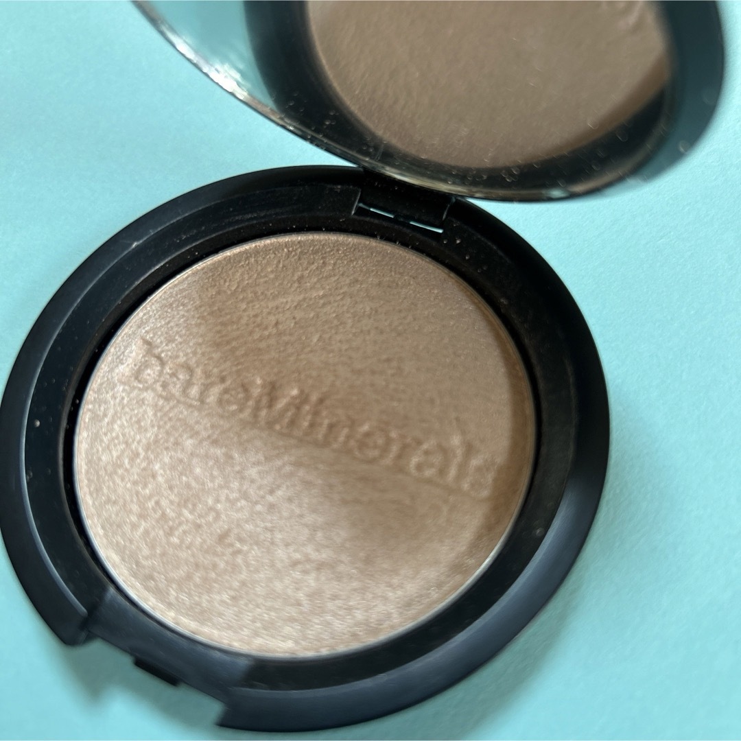 bareMinerals(ベアミネラル)のベアミネラル　エンドレスグローハイライターゼン コスメ/美容のベースメイク/化粧品(フェイスパウダー)の商品写真