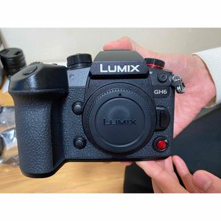 パナソニック(Panasonic)のPanasonic Lumix GH6(ミラーレス一眼)