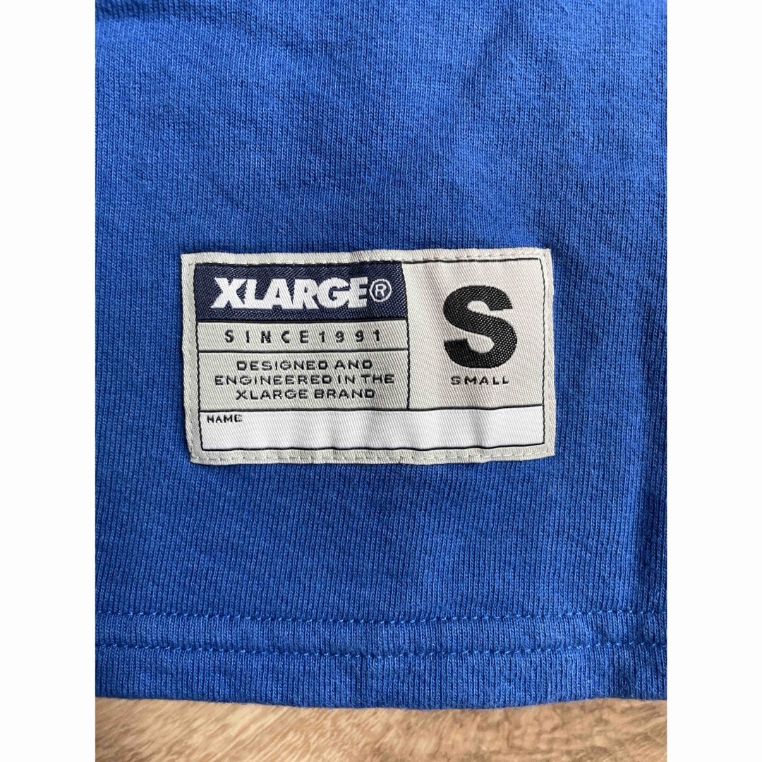 XLARGE(エクストララージ)のXLARGE フットボールTシャツ　Ssize メンズのトップス(Tシャツ/カットソー(七分/長袖))の商品写真