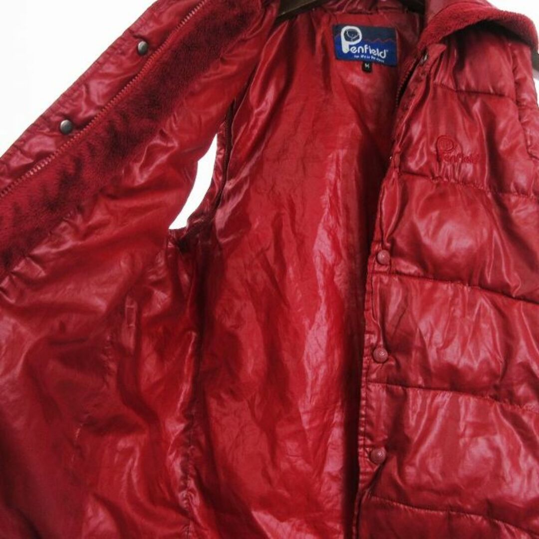 PEN FIELD(ペンフィールド)のペンフィールド 中綿 ベスト フード付き アウトドアウェア 赤 レッド M メンズのジャケット/アウター(その他)の商品写真
