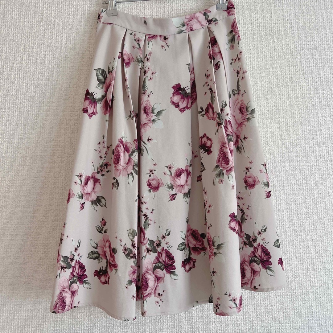 allamanda(アラマンダ)のallamanda 花柄スカート レディースのスカート(ロングスカート)の商品写真