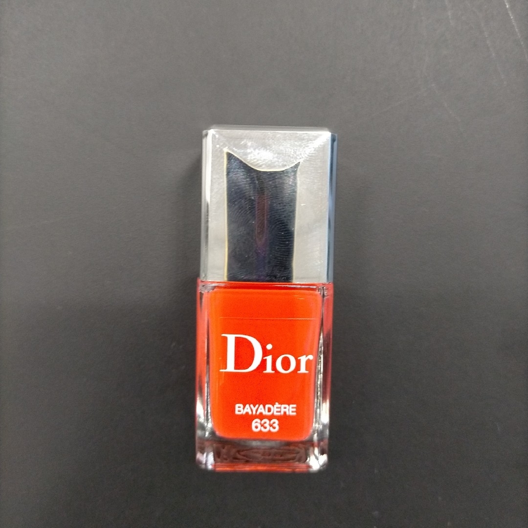 Christian Dior(クリスチャンディオール)の★ディオール ヴェルニ★633 Bayadere★未使用品★ コスメ/美容のネイル(マニキュア)の商品写真