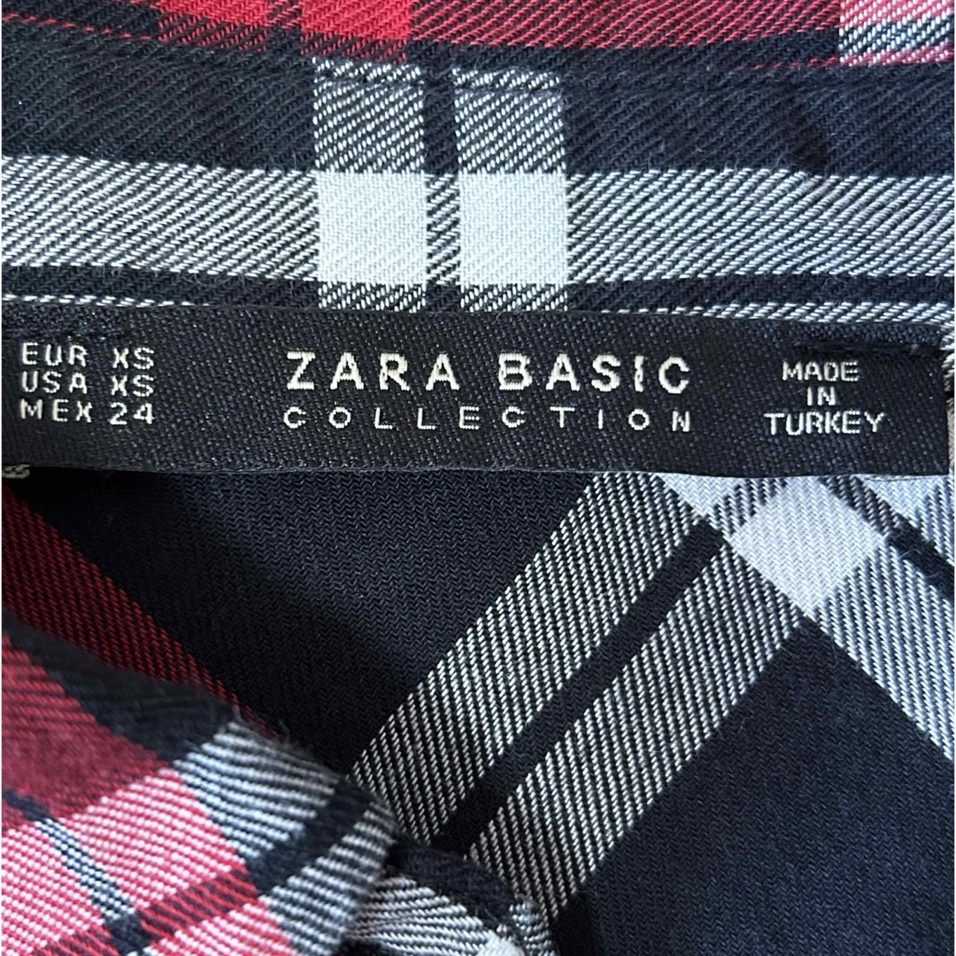 ZARA(ザラ)の【美品】ZARA チェック柄 パール装飾 ボタンダウンシャツ レディースのトップス(シャツ/ブラウス(長袖/七分))の商品写真