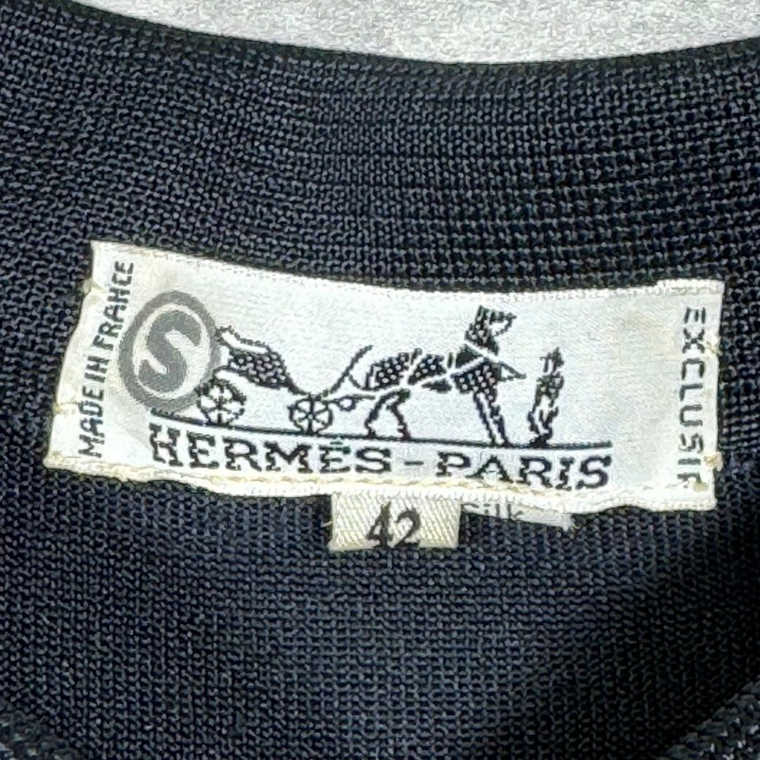 Hermes(エルメス)の『HERMES』エルメス (42) 総柄ニットポロシャツ レディースのトップス(ニット/セーター)の商品写真