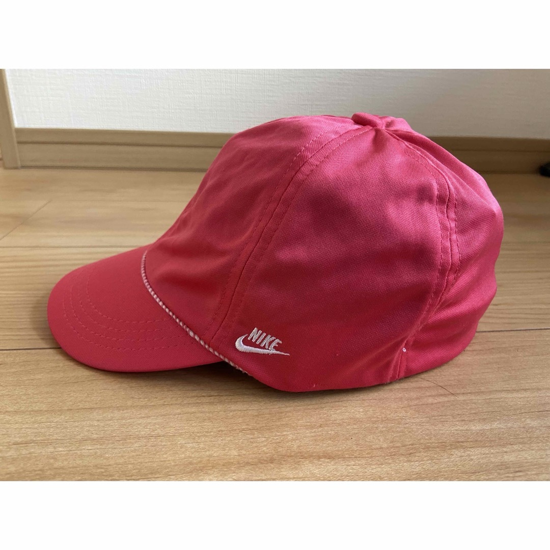 NIKE(ナイキ)のナイキ　フィットドライ　キャップ　スポーツウェア レディースの帽子(キャップ)の商品写真