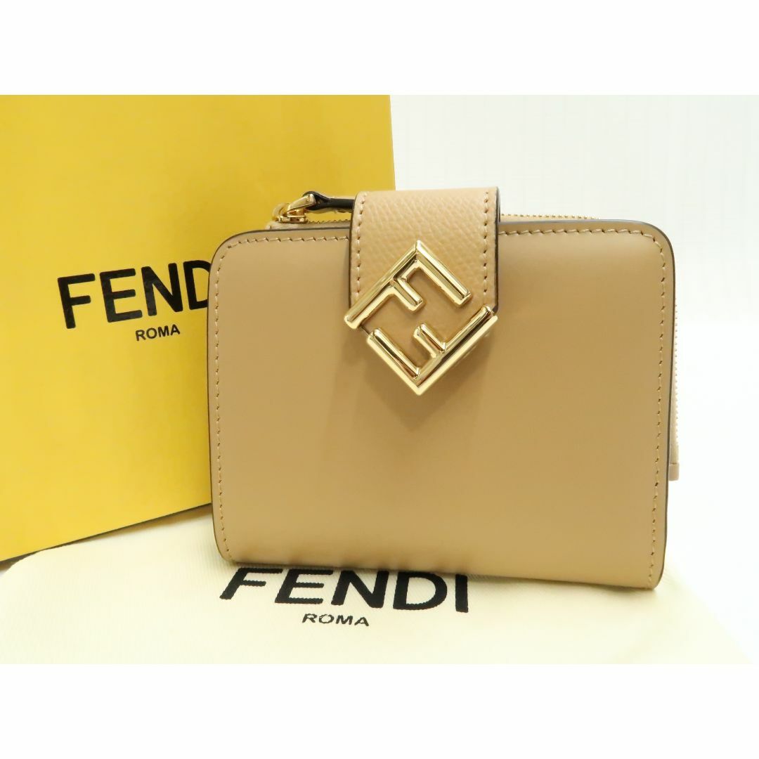 FENDI(フェンディ)のフェンディ　ダブルダイヤモンド　二つ折り財布　FENDI　20669204 レディースのファッション小物(財布)の商品写真