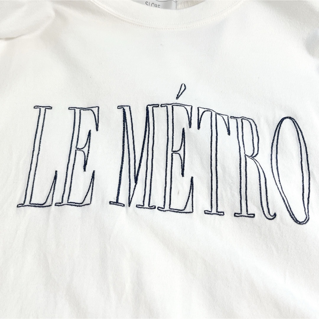 SLOBE IENA(スローブイエナ)のSLOBE IENA  2022AW  長袖  LE METRO ロゴTEE レディースのトップス(Tシャツ(長袖/七分))の商品写真