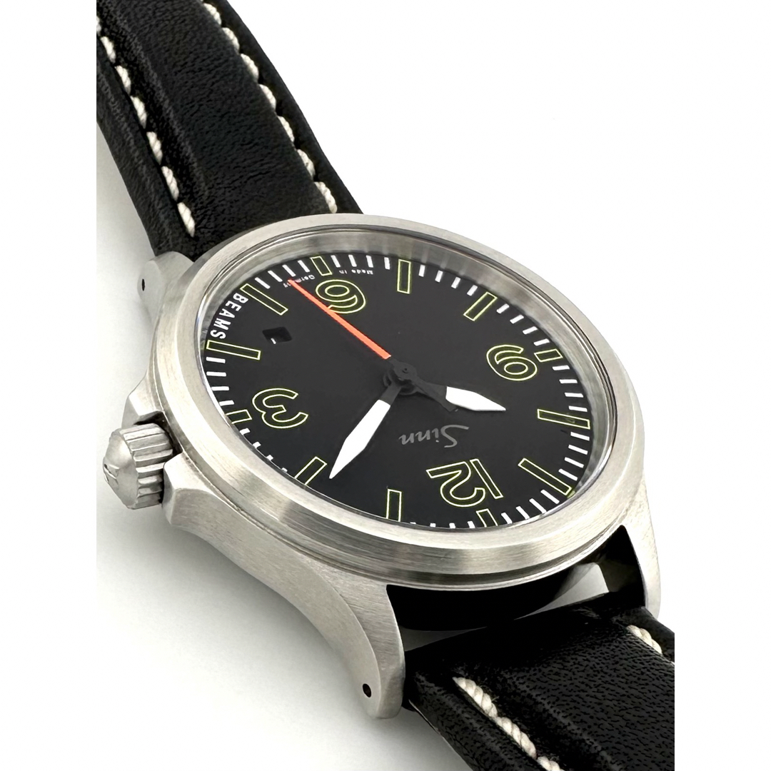 SINN(シン)のSINN 556.BEAMS LIMITED 限定 自動巻き時計 ジン メンズの時計(腕時計(アナログ))の商品写真