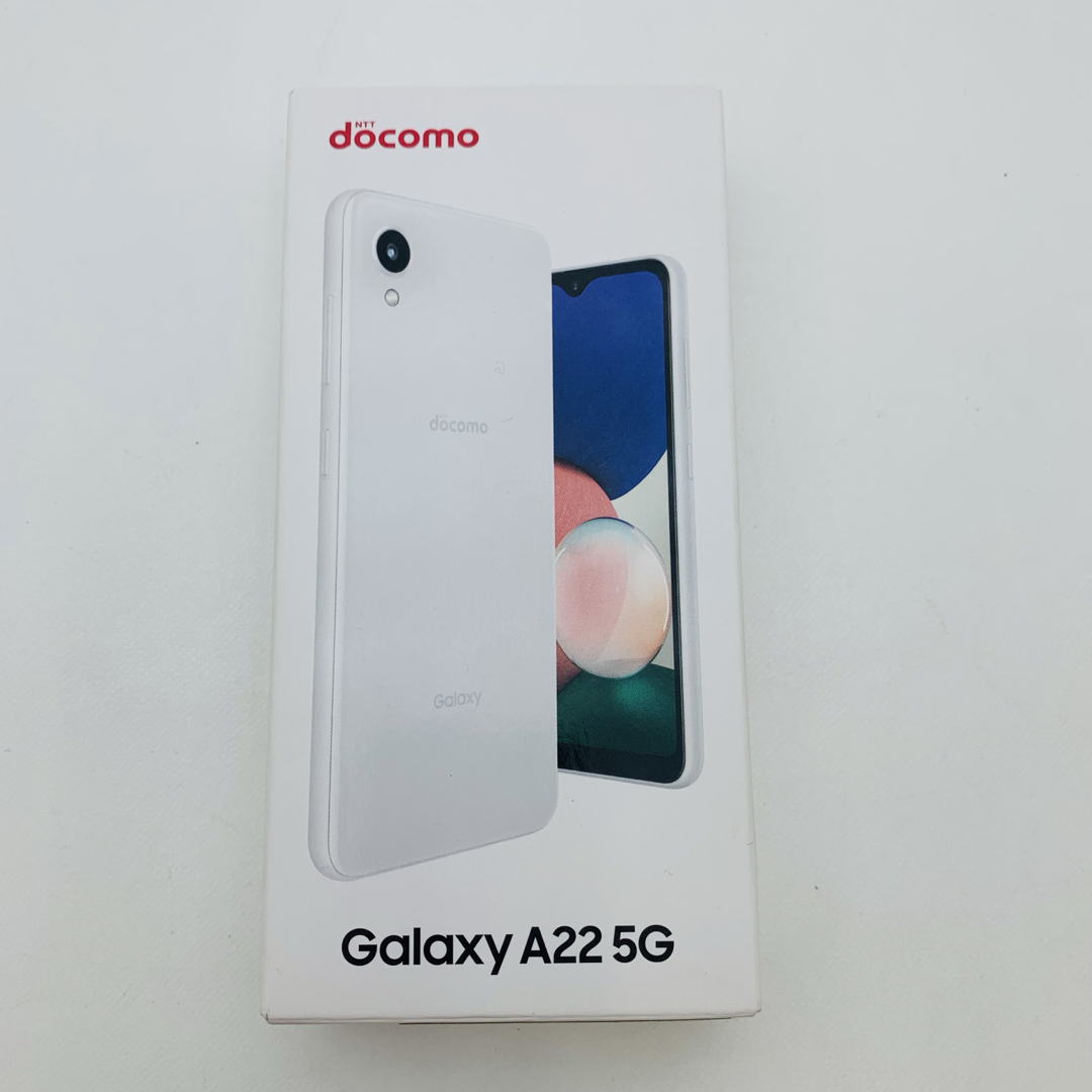 Galaxy(ギャラクシー)のSAMSUNG Galaxy A22 5G SC-56B ホワイト スマホ/家電/カメラのスマートフォン/携帯電話(スマートフォン本体)の商品写真