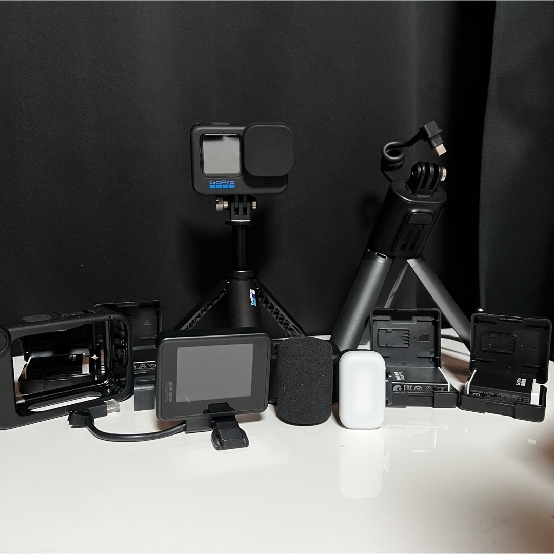 GoPro(ゴープロ)のGoPro Hero 11 Black セット スマホ/家電/カメラのカメラ(ビデオカメラ)の商品写真