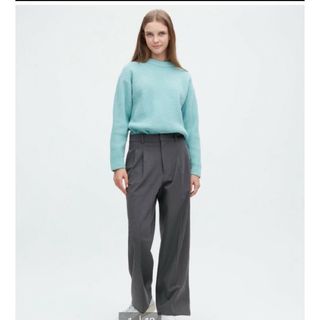 ユニクロ(UNIQLO)のタグ付き。UNIQLO　タックワイドパンツ　L(その他)