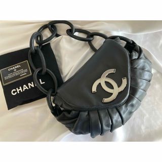 シャネル(CHANEL)の極極美品♡CHANEL シャネル　デカココ  ラムスキン レザーハンドルバッグ(ショルダーバッグ)