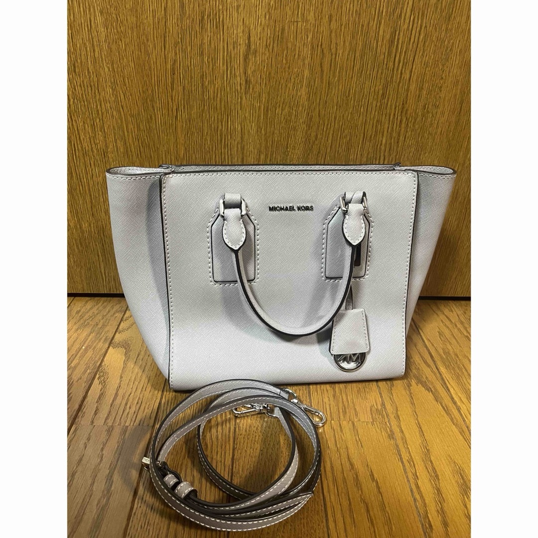 Michael Kors(マイケルコース)の中古品　マイケルコース　バッグ レディースのバッグ(ショルダーバッグ)の商品写真