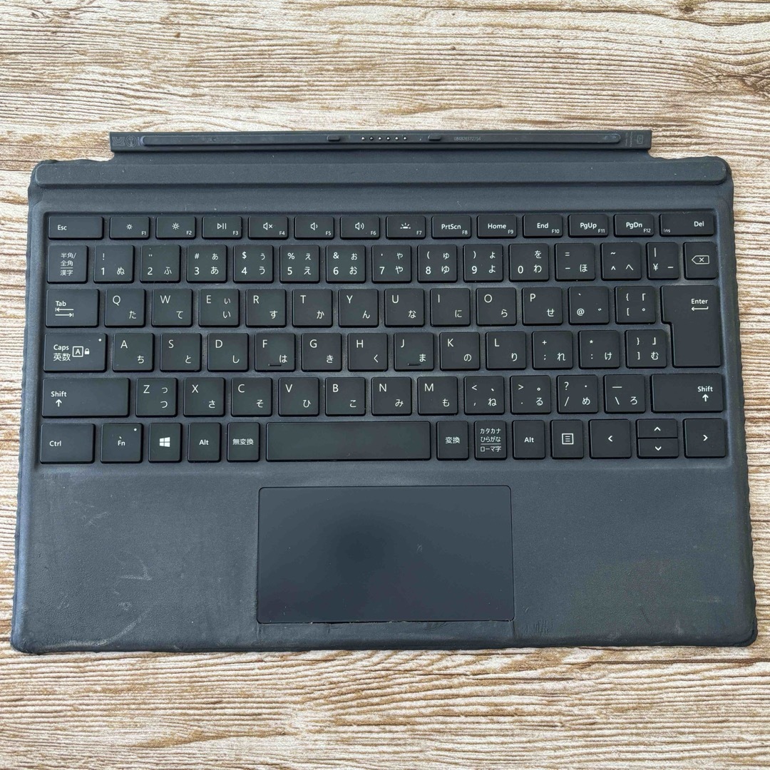 Microsoft(マイクロソフト)のサーフェスプロ　純正キーボード　MODEL1725 スマホ/家電/カメラのPC/タブレット(PC周辺機器)の商品写真