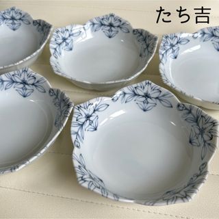 たち吉 - たち吉 染付花紋 輪花鉢揃 5枚セット 小鉢 取り皿 煮物 たち吉 - たち吉 染付花紋 輪花鉢揃 5枚セット 小鉢 取り皿 煮物
