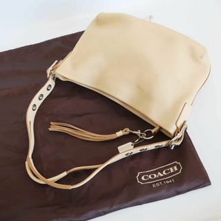 コーチ(COACH)の正規品 コーチ Coach ハンドバッグ オールレザー チャーム タッセル タグ(ハンドバッグ)