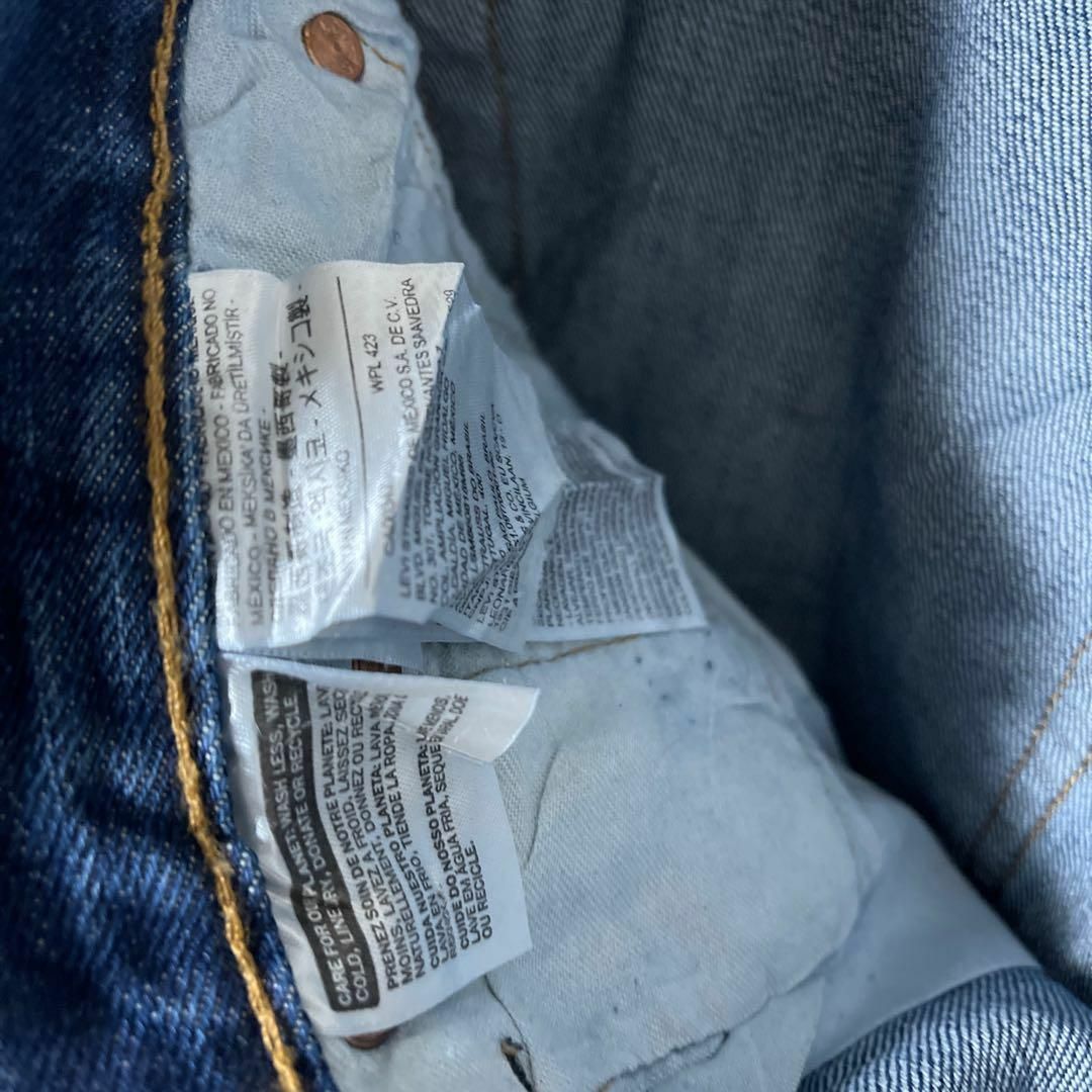 Levi's(リーバイス)のブルー リーバイス メンズ デニム 2XL 501 ストレート パンツ 古着 メンズのパンツ(デニム/ジーンズ)の商品写真