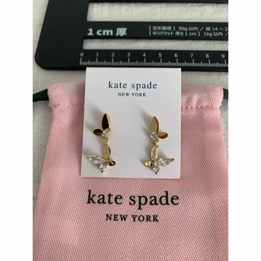 kate spade new york(ケイトスペードニューヨーク)のKSP024S3 Kate spade   蝶々　ピアス　新品未使用 メンズのアクセサリー(ピアス(両耳用))の商品写真