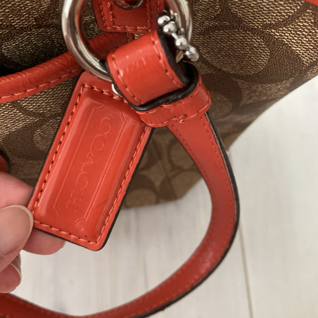 COACH(コーチ)のCOACH コーチ ショルダーバッグ レディースのバッグ(ショルダーバッグ)の商品写真