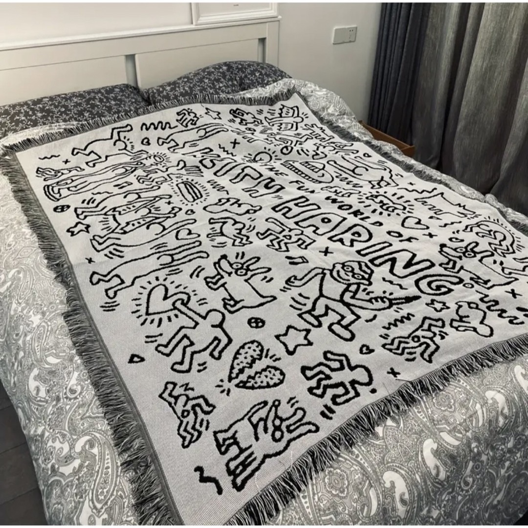 KEITH HARING(キースヘリング)の【即日発送】　キースヘリング　ソファカバー　テーブルクロス　ラグマット インテリア/住まい/日用品の寝具(シーツ/カバー)の商品写真