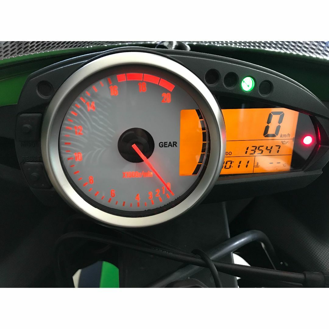 カワサキ(カワサキ)のZX6R (ZX600P) 2007-2008モデル 自動車/バイクのバイク(車体)の商品写真