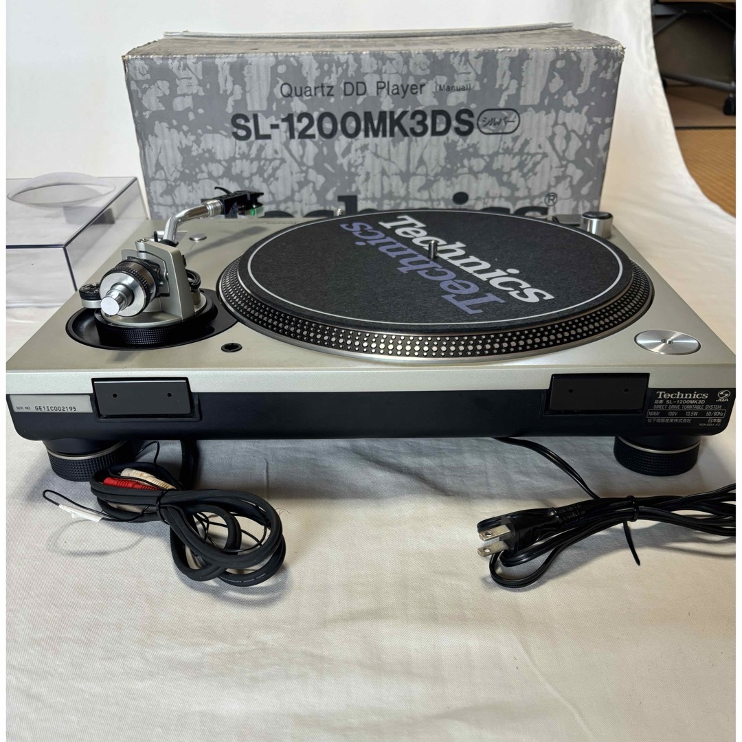 Technics(テクニクス)のTechoics ターンテーブル SL-1200MK3D 楽器のDJ機器(ターンテーブル)の商品写真