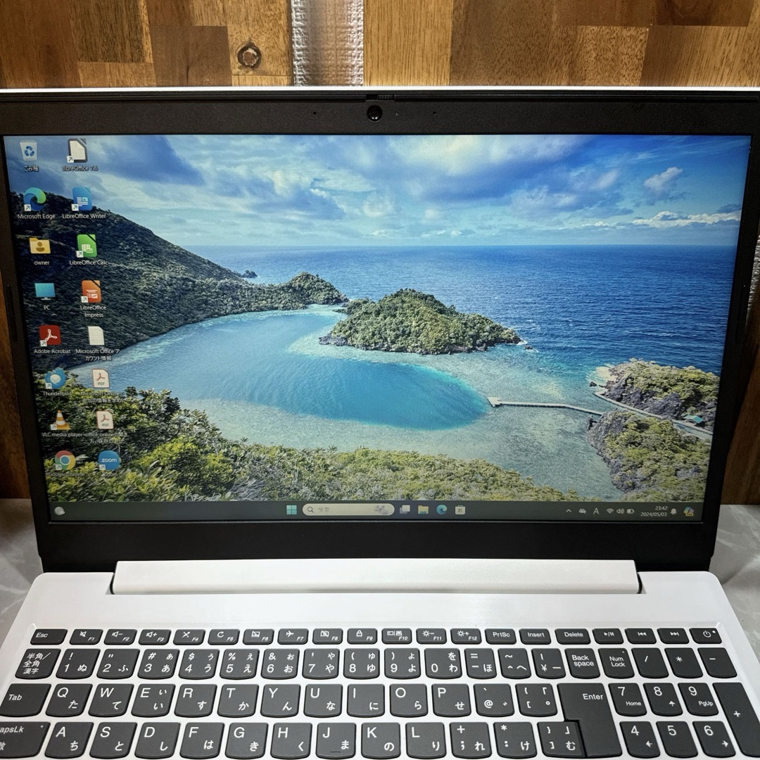 Lenovo(レノボ)の【美品】Lenovo Ideapad L3☘️メ8G☘️i5第10世代/SSD スマホ/家電/カメラのPC/タブレット(ノートPC)の商品写真