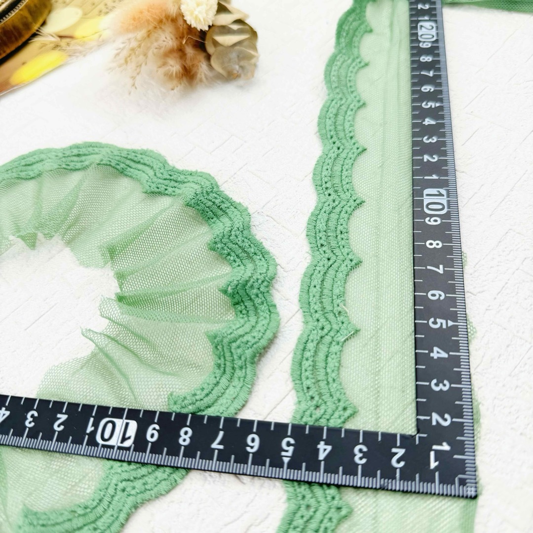 S522【12.5m】良い品質　幅狭いシンプル綿糸刺繍チュールレース生地　ミドリ ハンドメイドの素材/材料(生地/糸)の商品写真