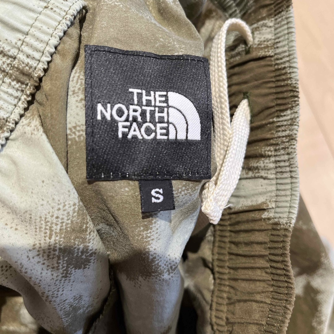 THE NORTH FACE(ザノースフェイス)の【美品】THE NORTH FACE バーサタイルショーツ NB42052 メンズのパンツ(ショートパンツ)の商品写真