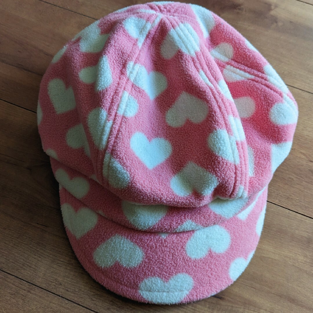 GAP Kids(ギャップキッズ)のGapKids フリースキャップ　54〜56cm　キャスケット　ピンク　ハート レディースの帽子(キャップ)の商品写真