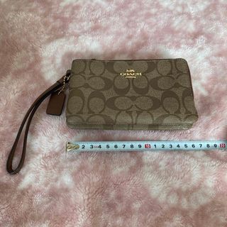 コーチ(COACH)の5Ⓜ︎コーチ　リストレットポーチ(ポーチ)