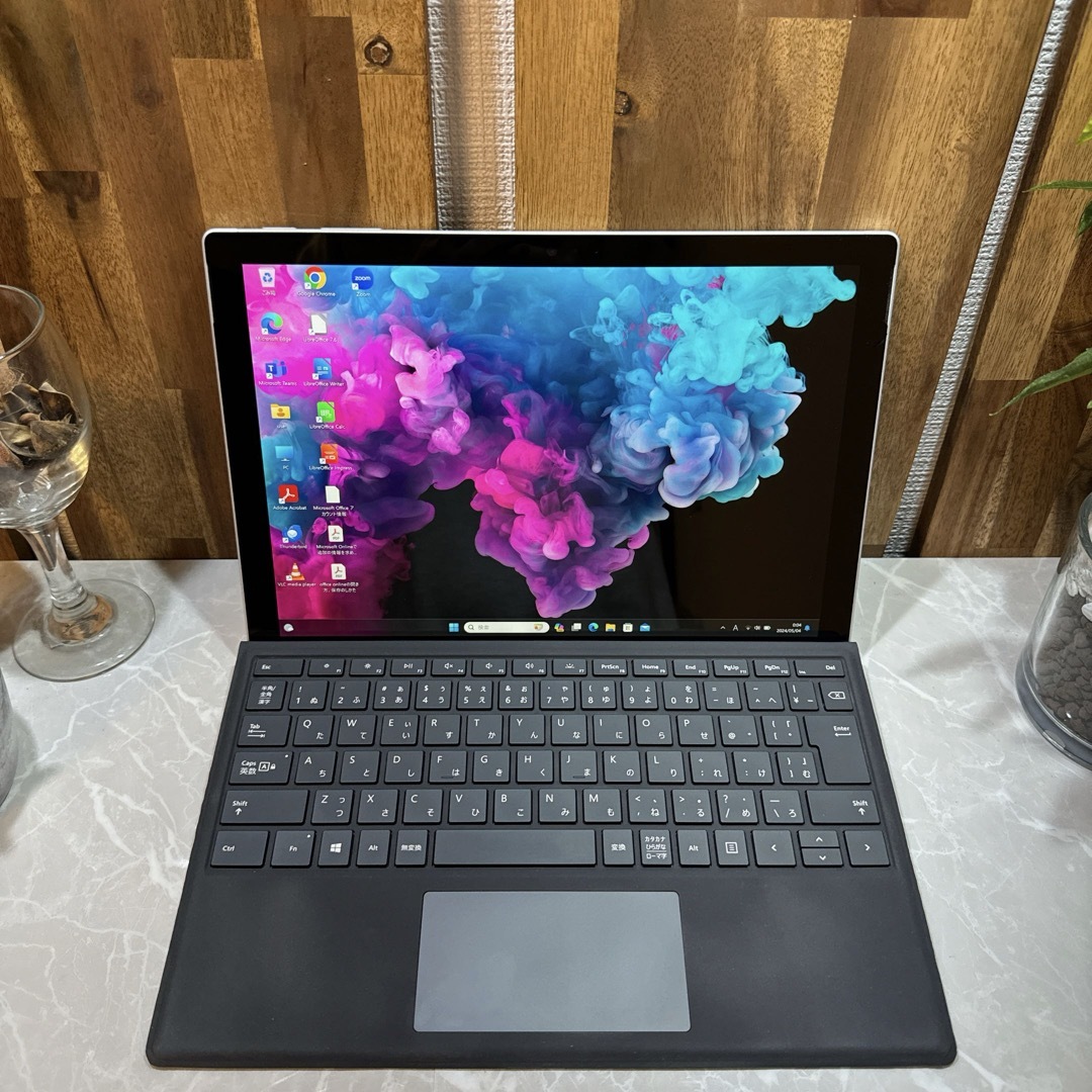 Microsoft(マイクロソフト)の【美品】Surface Pro 6☘️i7第8世代☘️メ8G☘️SSD256GB スマホ/家電/カメラのPC/タブレット(ノートPC)の商品写真