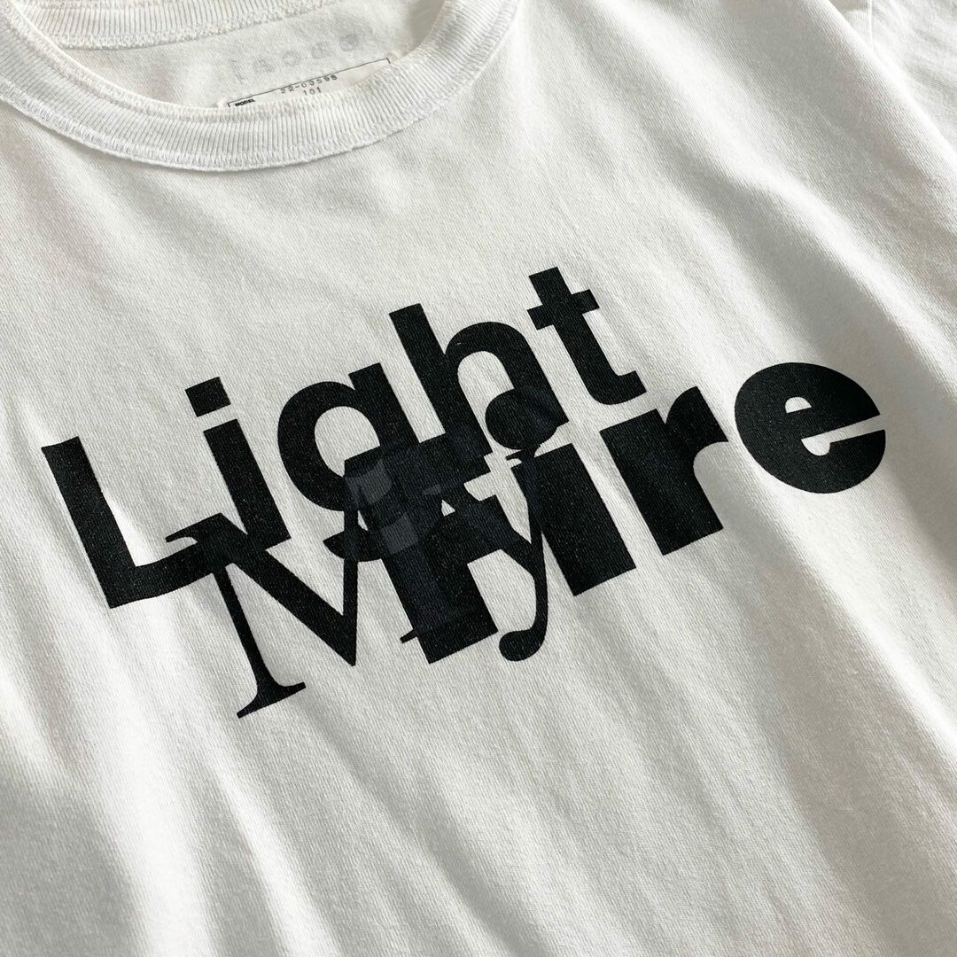 sacai(サカイ)の59e11 sacai サカイ 22SS Light my fire クルーネック プリント Tシャツ 半袖 22-0359S 3 ホワイト コットン メンズのトップス(Tシャツ/カットソー(半袖/袖なし))の商品写真