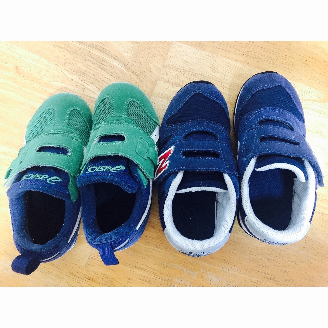 New Balance(ニューバランス)のニューバランス、アシックス　靴 キッズ/ベビー/マタニティのキッズ靴/シューズ(15cm~)(スニーカー)の商品写真