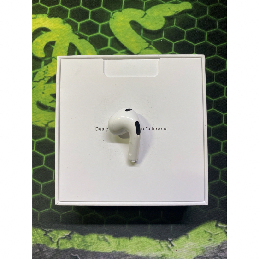 Apple(アップル)のApple AirPods  第３世代　左耳　左側　左 スマホ/家電/カメラのオーディオ機器(ヘッドフォン/イヤフォン)の商品写真