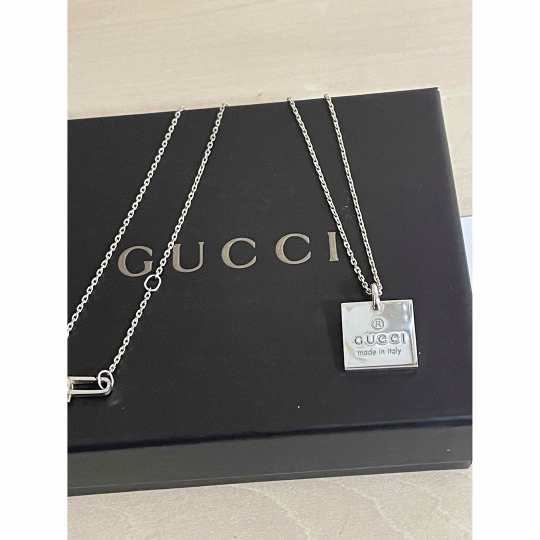 Gucci(グッチ)の美品★GUCCI グッチ シルバー925 スクエア ロゴプレート ネックレス  メンズのアクセサリー(ネックレス)の商品写真