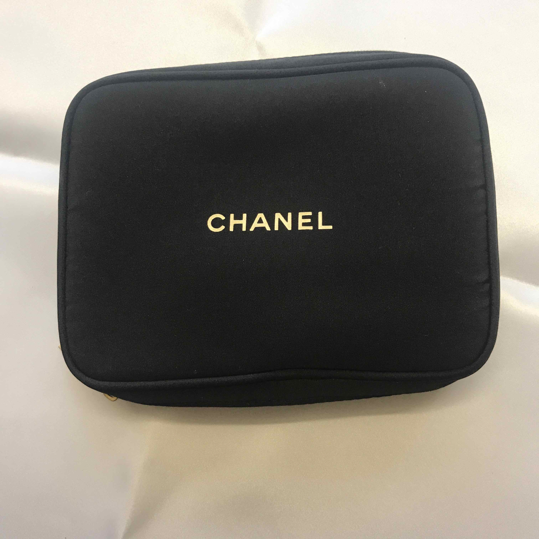 CHANEL(シャネル)のシャネルノベルティ コスメ/美容のメイク道具/ケアグッズ(チーク/フェイスブラシ)の商品写真