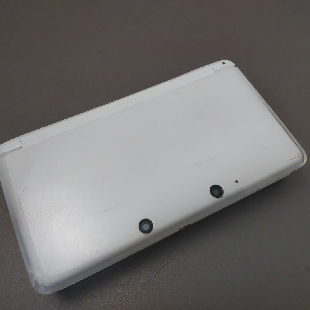 ニンテンドー3DS(ニンテンドー3DS)の安心の整備済み！◆任天堂3DS 中古本体◆アイスホワイト◆88 エンタメ/ホビーのゲームソフト/ゲーム機本体(携帯用ゲーム機本体)の商品写真