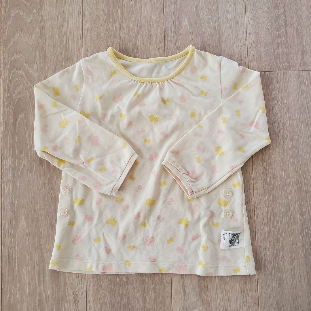 UNIQLO(ユニクロ)のユニクロ☆パジャマ　100cm キッズ/ベビー/マタニティのキッズ服女の子用(90cm~)(パジャマ)の商品写真