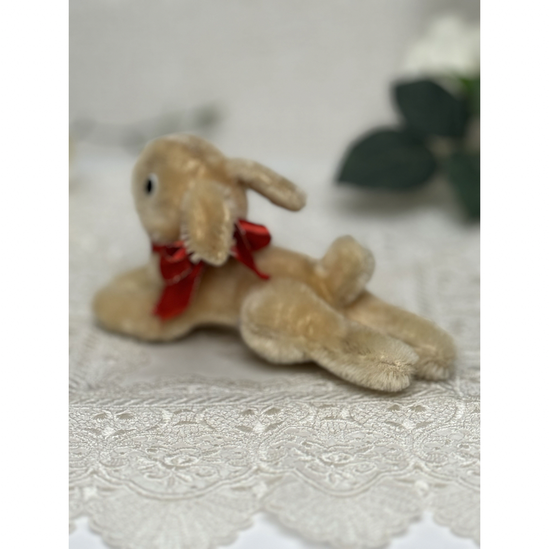 Steiff(シュタイフ)のシュタイフ★Lying Rabbit 9cm★くつろぎラビット/うさぎ/バニー エンタメ/ホビーのおもちゃ/ぬいぐるみ(キャラクターグッズ)の商品写真