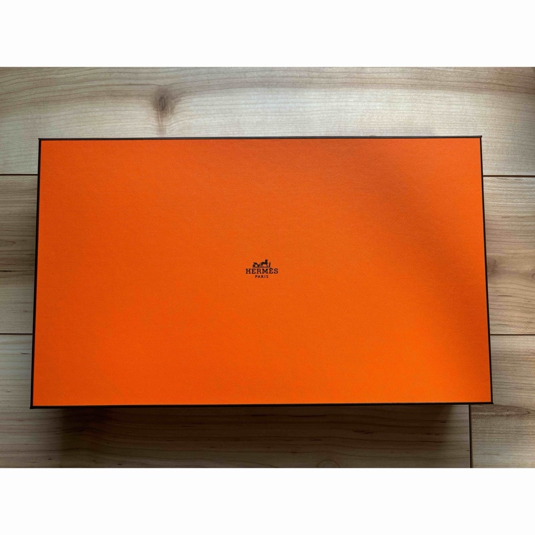 Hermes(エルメス)の【マラソン買いまわり】エルメス　シルク　空箱 レディースのファッション小物(バンダナ/スカーフ)の商品写真