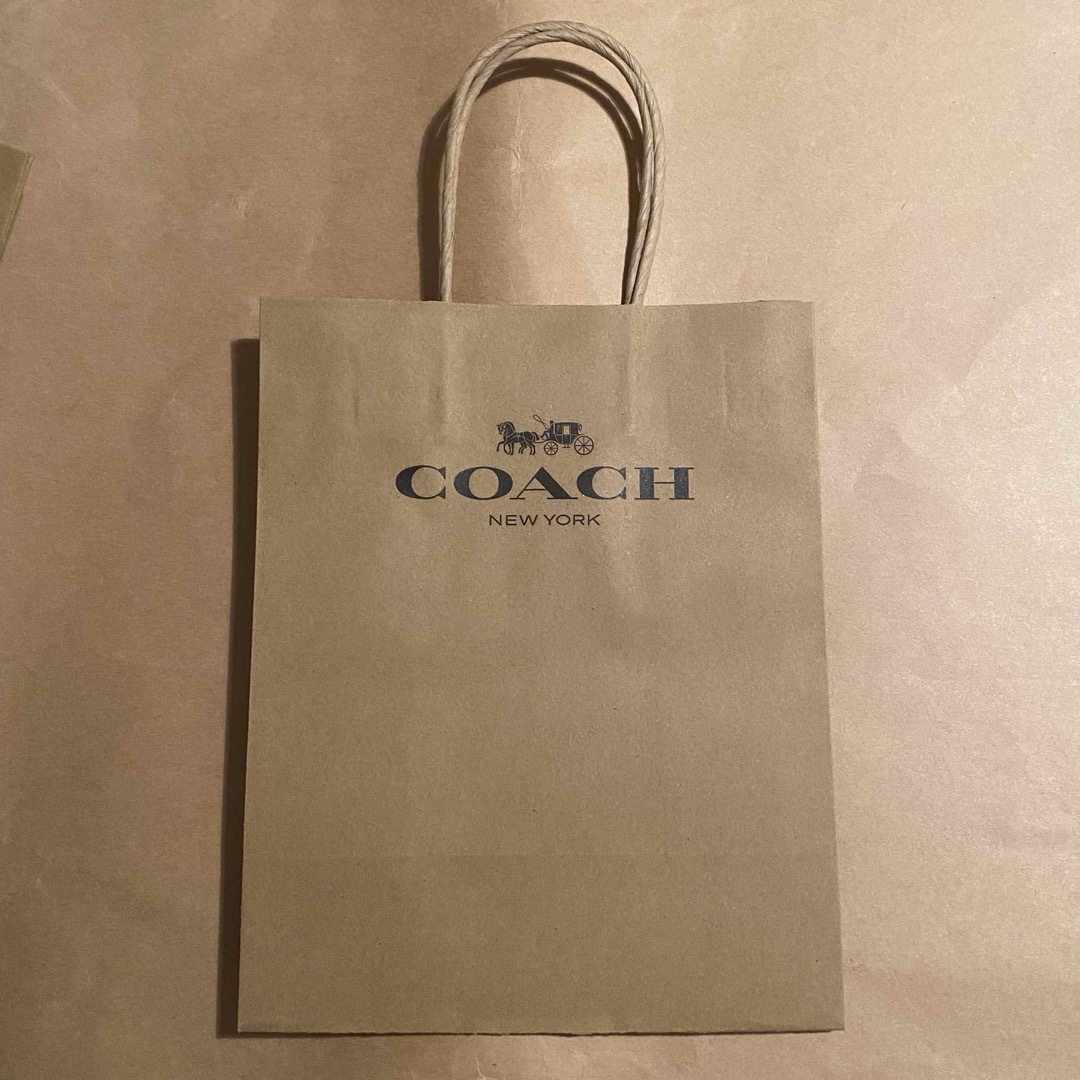 COACH(コーチ)のショップ袋　紙袋　コーチ　Cohen レディースのバッグ(ショップ袋)の商品写真