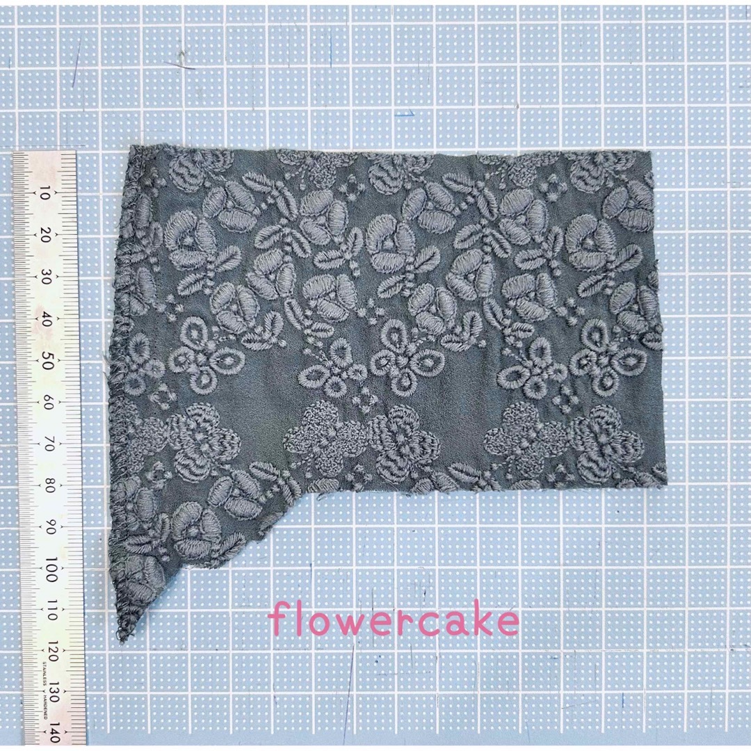 mina perhonen(ミナペルホネン)のミナペルホネン  ハンドメイド　はぎれ　flowercake ハンドメイドの素材/材料(生地/糸)の商品写真