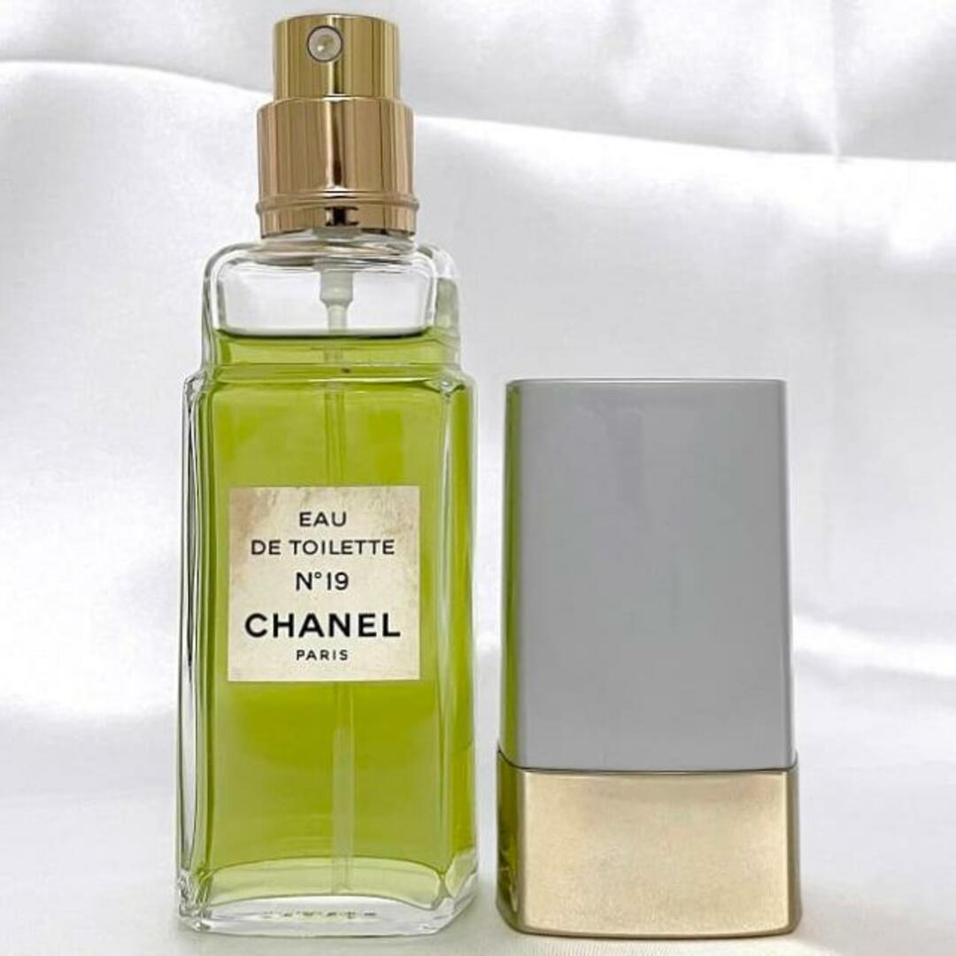 CHANEL - シャネル 香水 NO19 オードトワレ 開封済み EAU DE CHANEL - シャネル 香水 NO19 オードトワレ 開封済み EAU DE