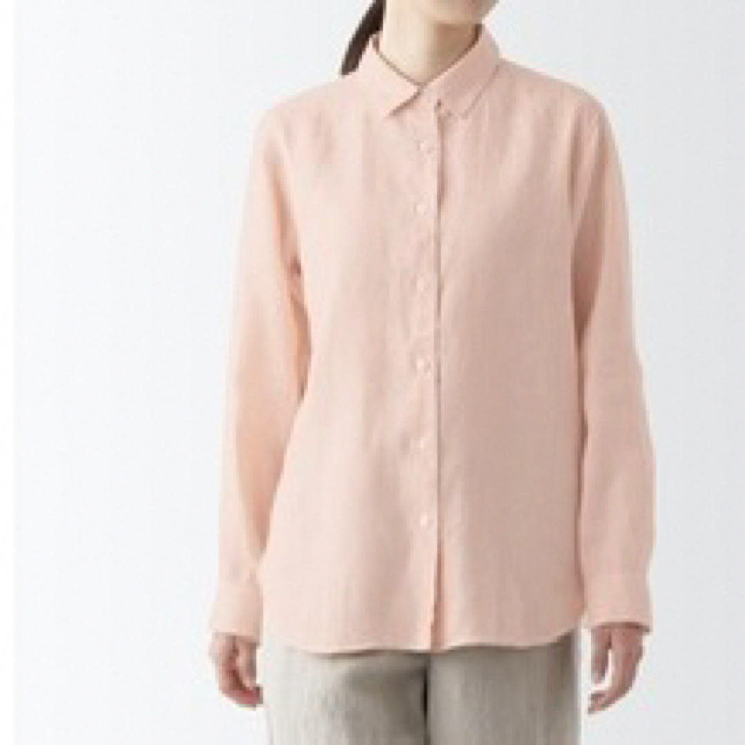 MUJI (無印良品)(ムジルシリョウヒン)の《新品》無印良品　レギュラーカラー長袖シャツ（ピンク） レディースのトップス(シャツ/ブラウス(長袖/七分))の商品写真